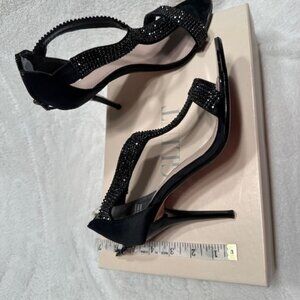 black sandal heel